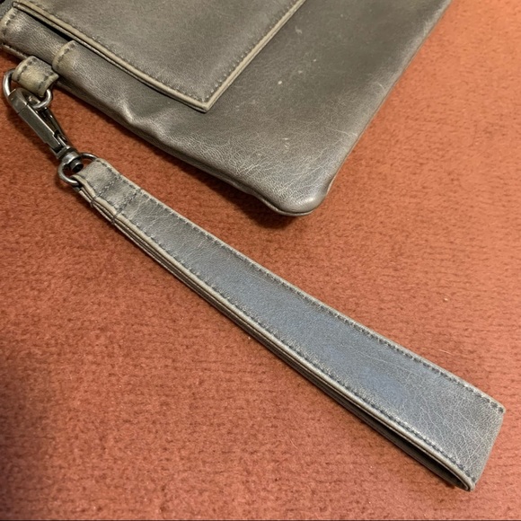 Matt & Nat | Wristlet Clutch Purse - Picture 12 of 15